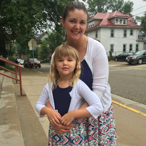 Meet your Posher, Danielle - Picture 1 of 1